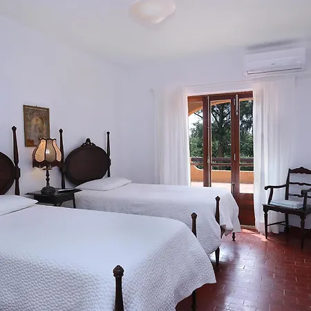 Novo * Lagoa (Algarve)