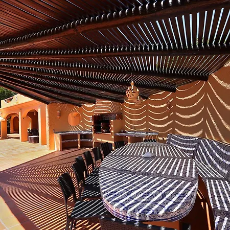 Novo * Lagoa (Algarve)